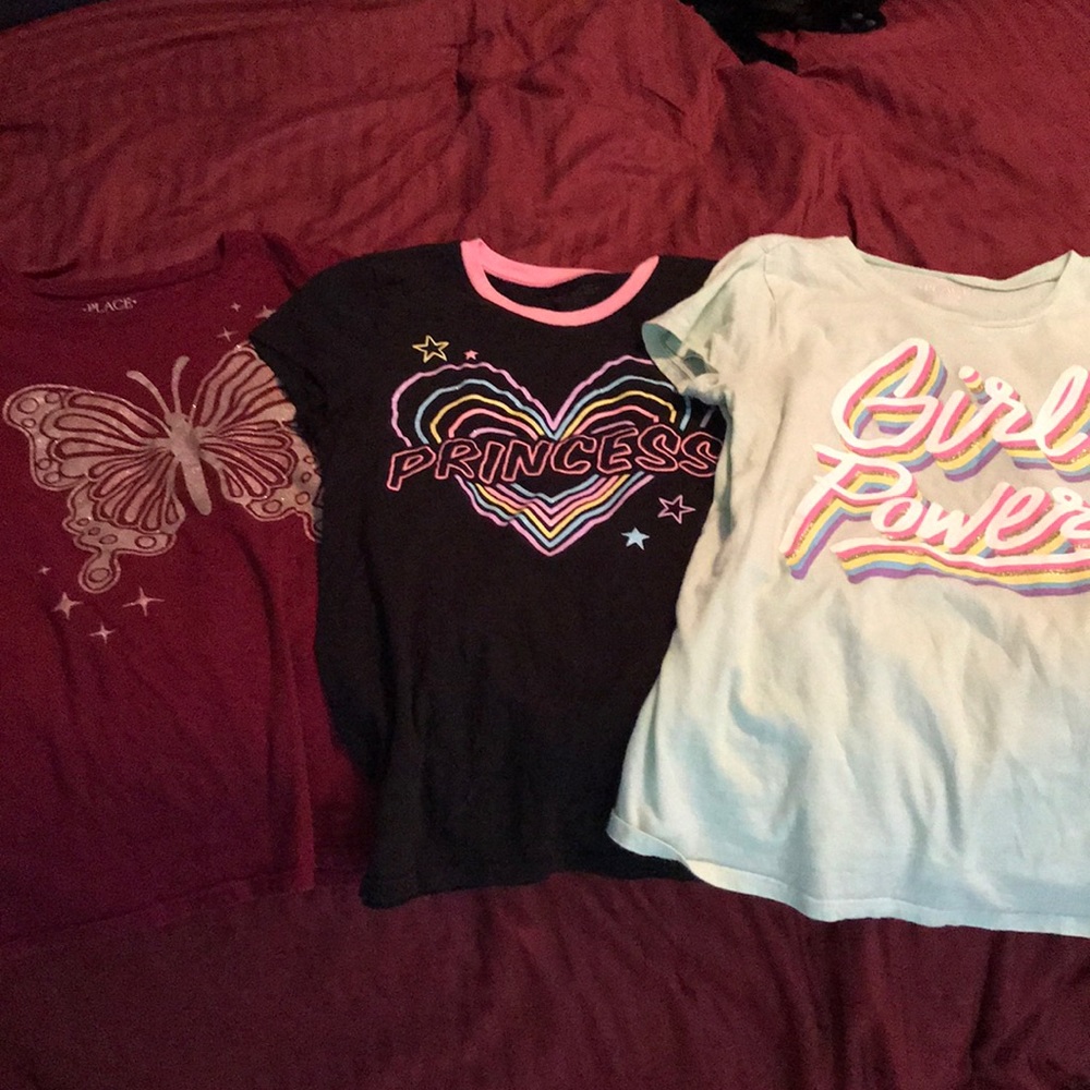 3 short sleeve shirts